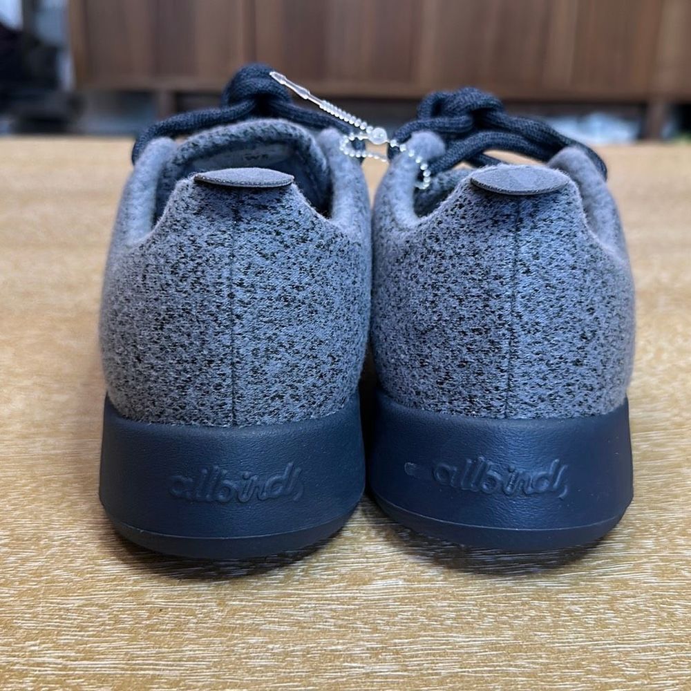 Allbirds Woolrunner - Picture 3 of 6